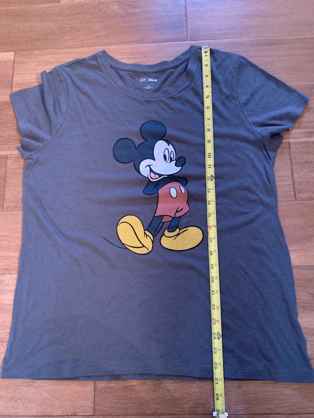 GAP Gray Crewneck Tee with Graphic Detail Mickey Mouse Size XL - Picture 7 of 7
